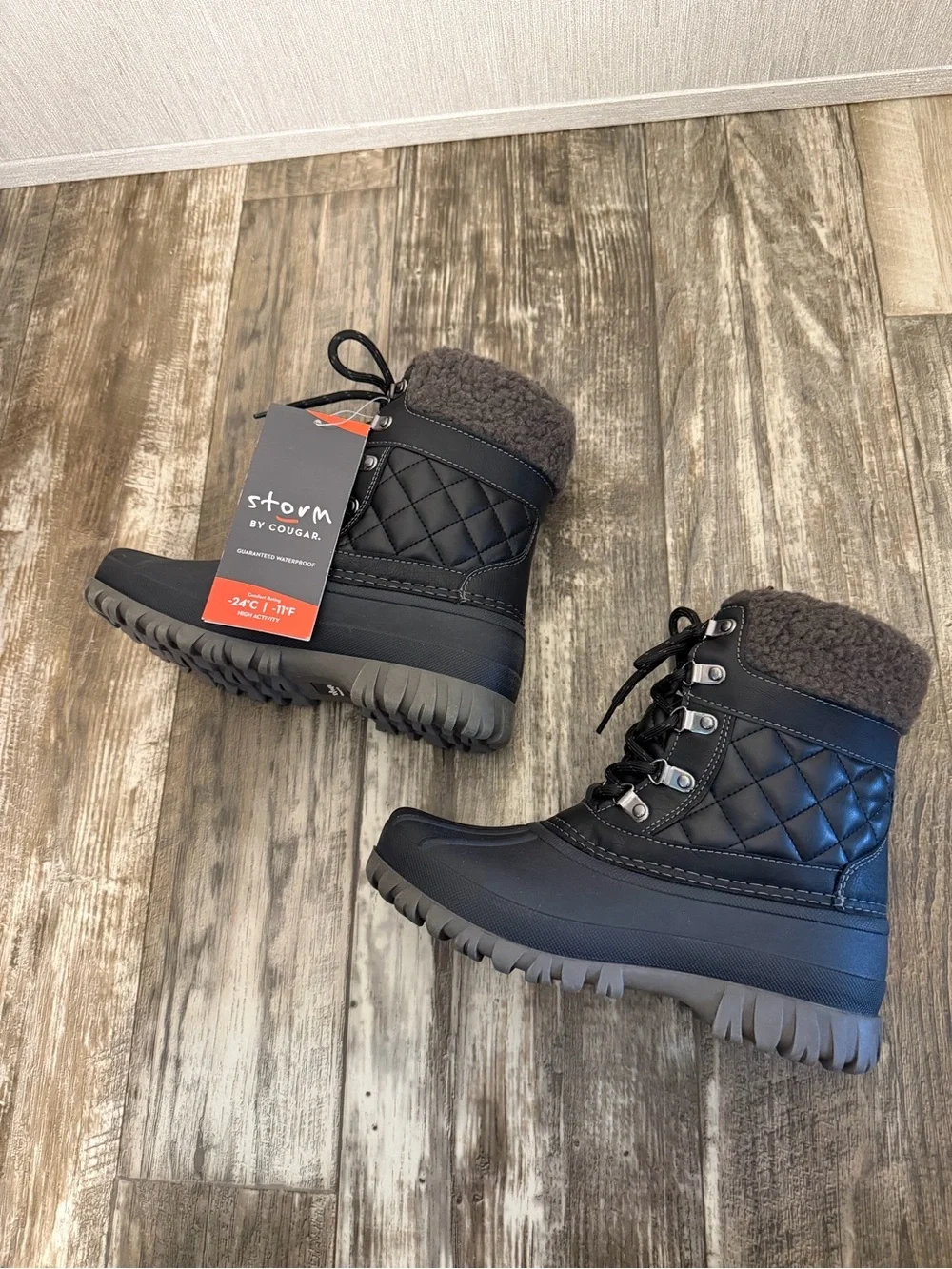 Storm by Cougar Storm Black Winter Boots with Red Accent Tag Size 7 Wide
